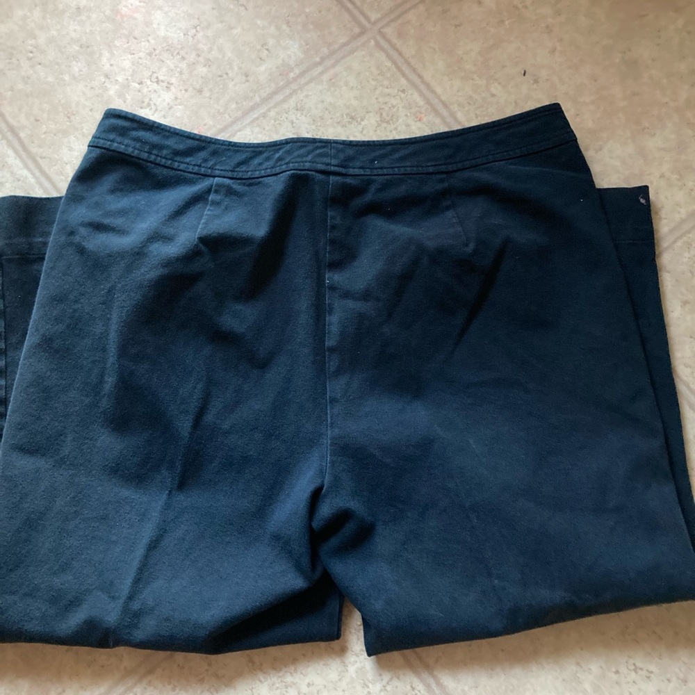 Woman’s pants - Picture 4 of 6